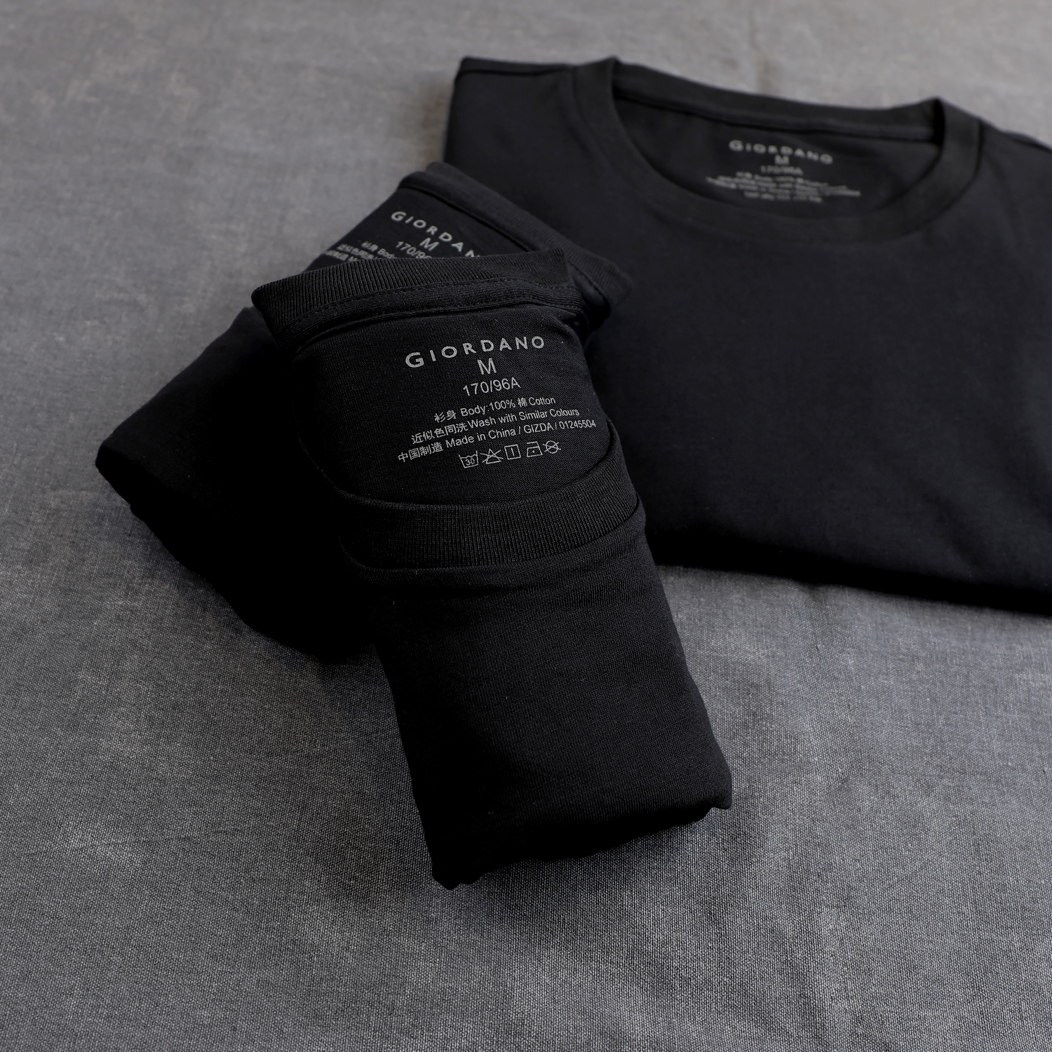 男裝簡約素色純棉圓領短袖T恤_標誌黑